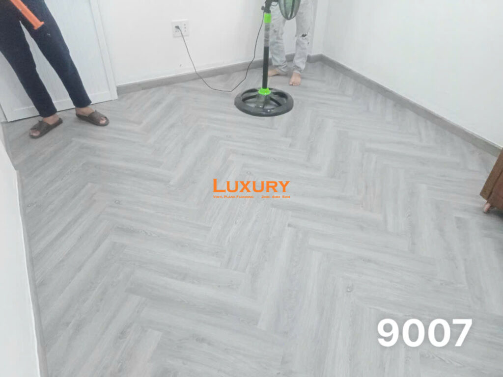 Sàn nhựa hèm khóa lắp kiểu xương cá