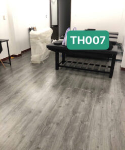 Sàn nhựa bóc dán keo sẵn