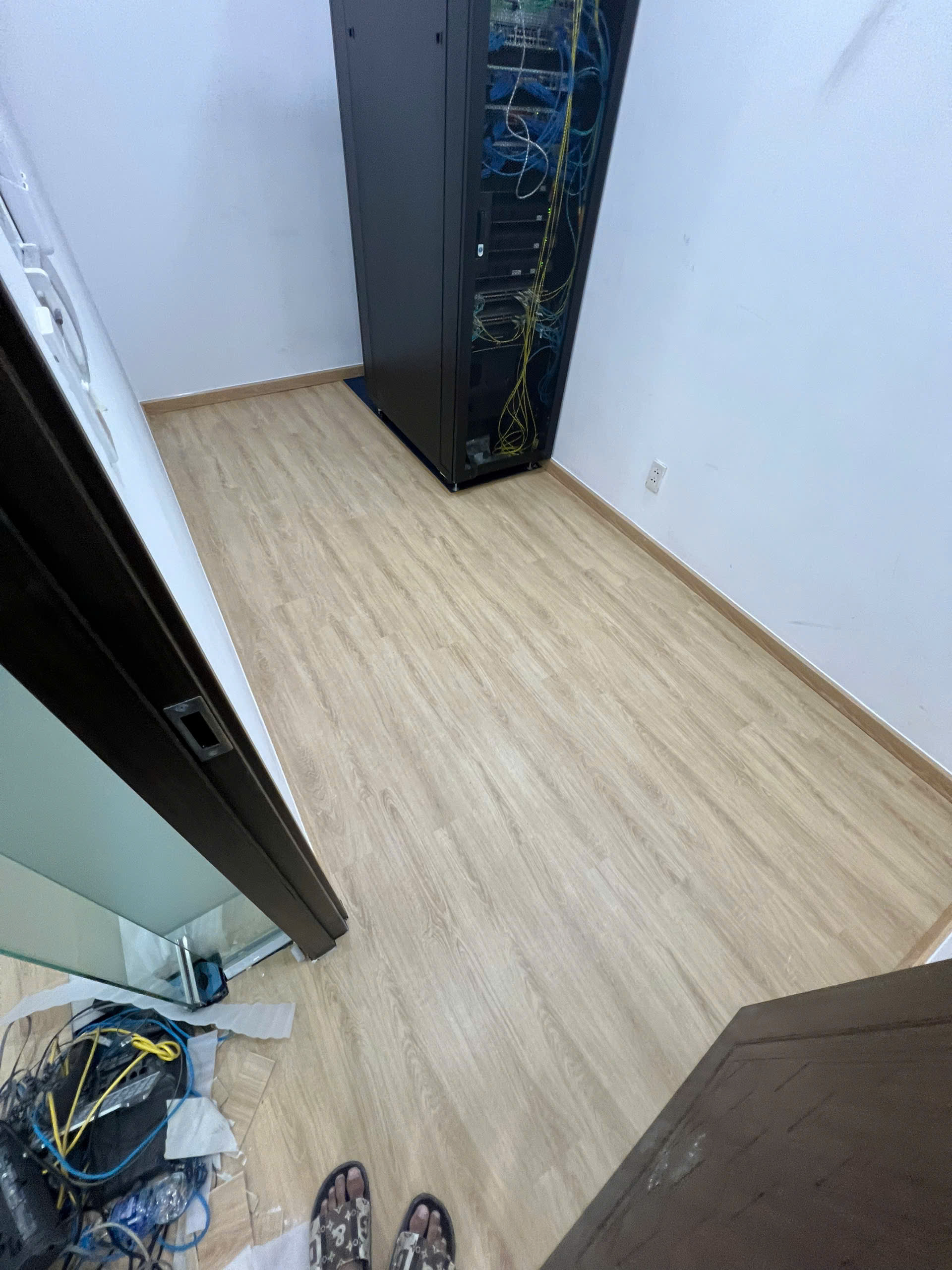 Công trình Sàn Nhựa Hèm Khóa 4mm – Mã TC74 9